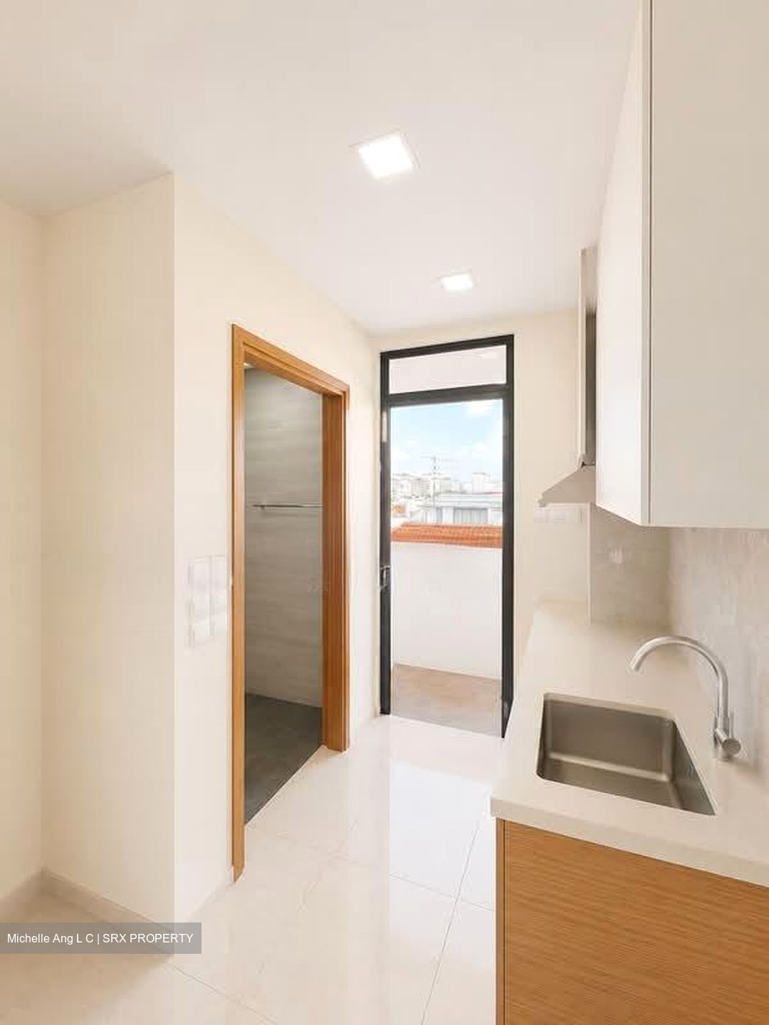 Sunstone Residences (D14), Apartment #581888391